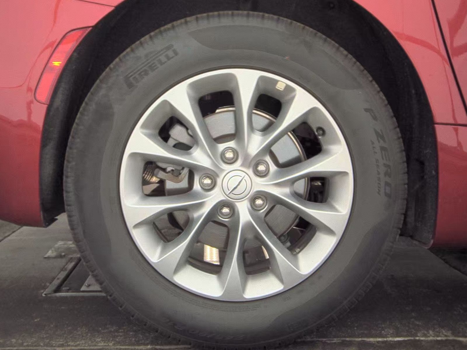 2026 Chrysler Pacifica Limited FWD