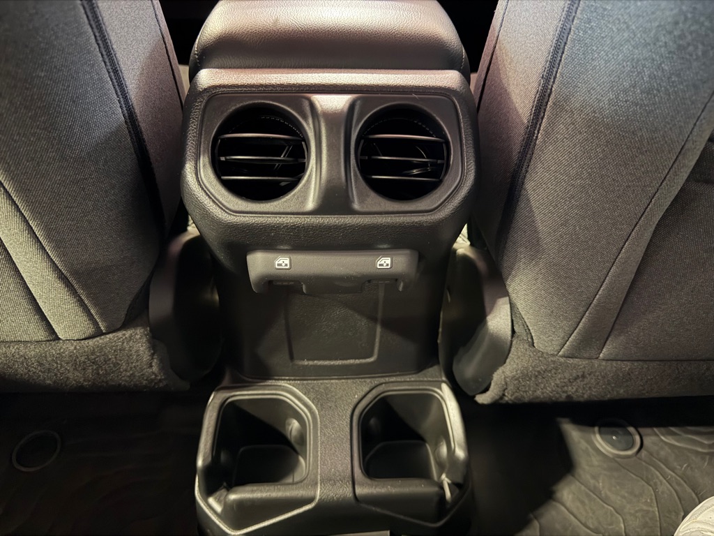 2024 Jeep Wrangler Willys AWD