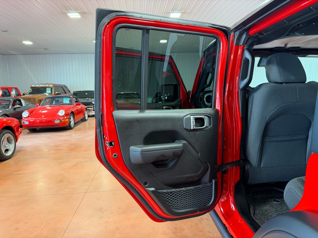2024 Jeep Wrangler Willys AWD