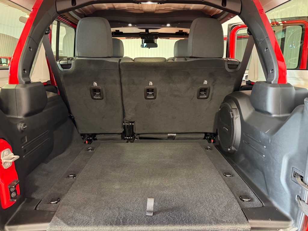 2024 Jeep Wrangler Willys AWD