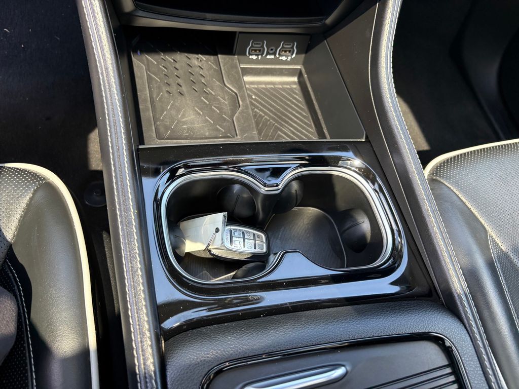 2025 Chrysler Pacifica Limited FWD