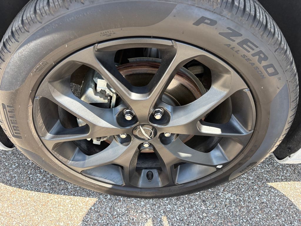 2025 Chrysler Pacifica Limited FWD