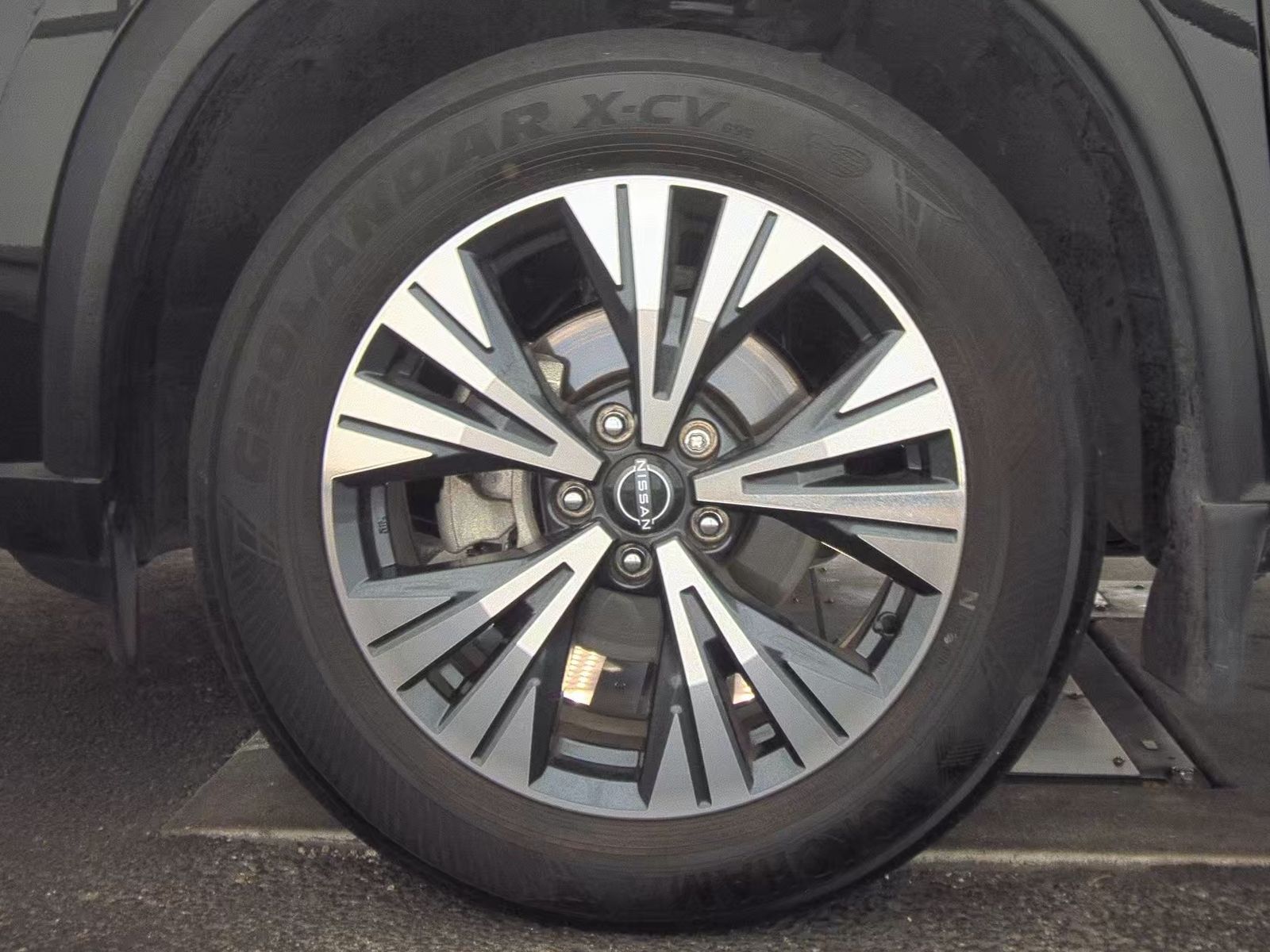 2023 Nissan Rogue SV AWD