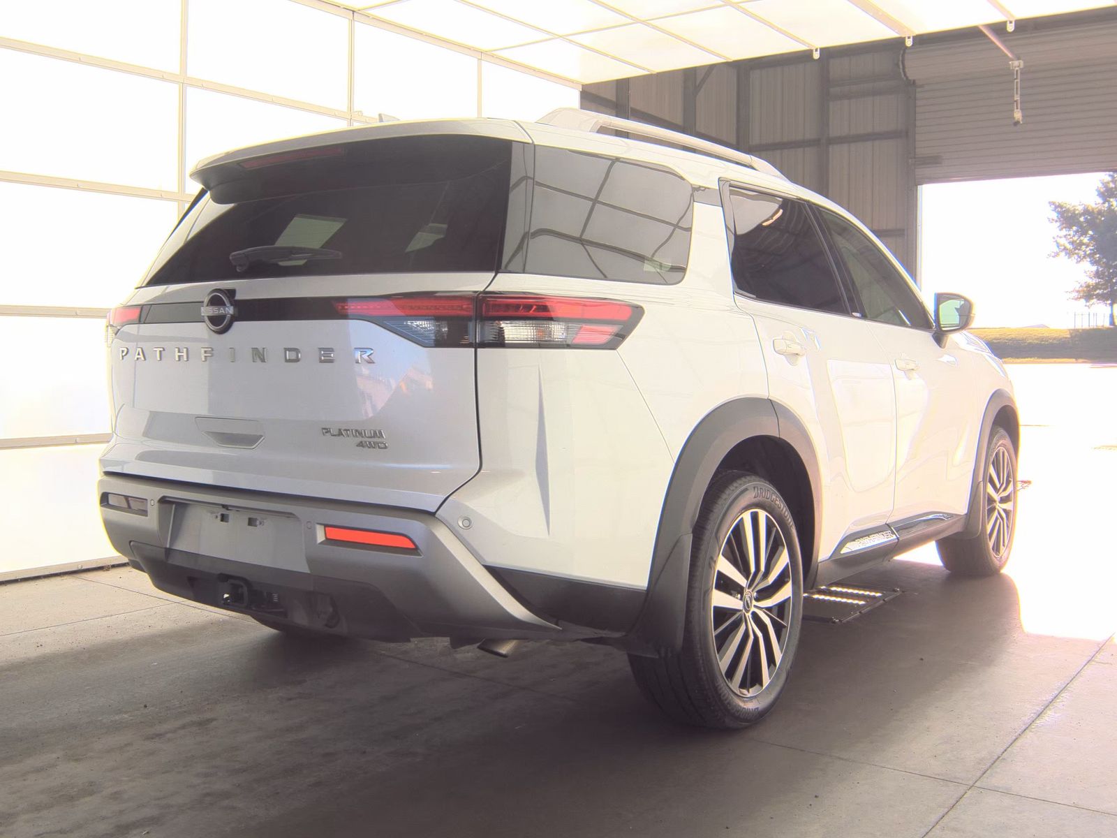 2025 Nissan Pathfinder Platinum AWD