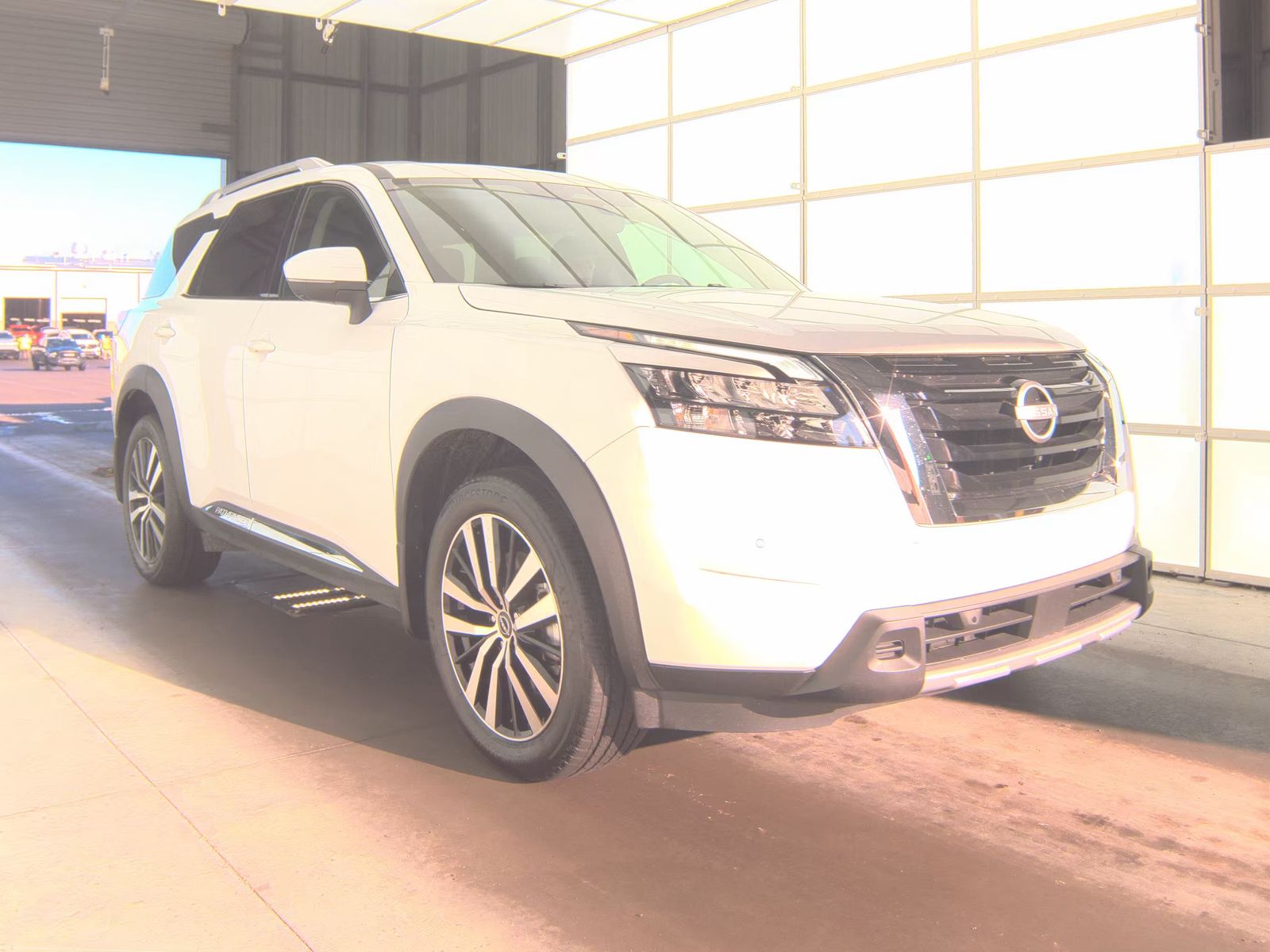 2025 Nissan Pathfinder Platinum AWD