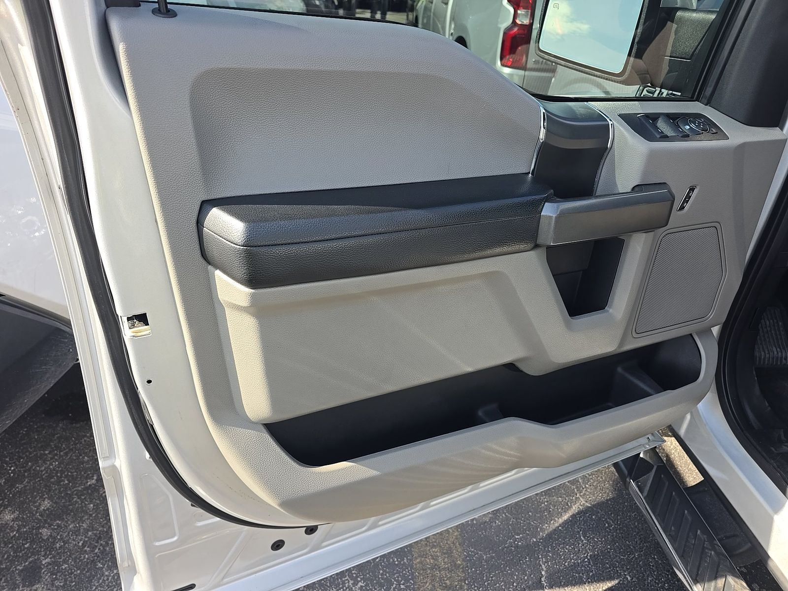 FORD F-150 - 10