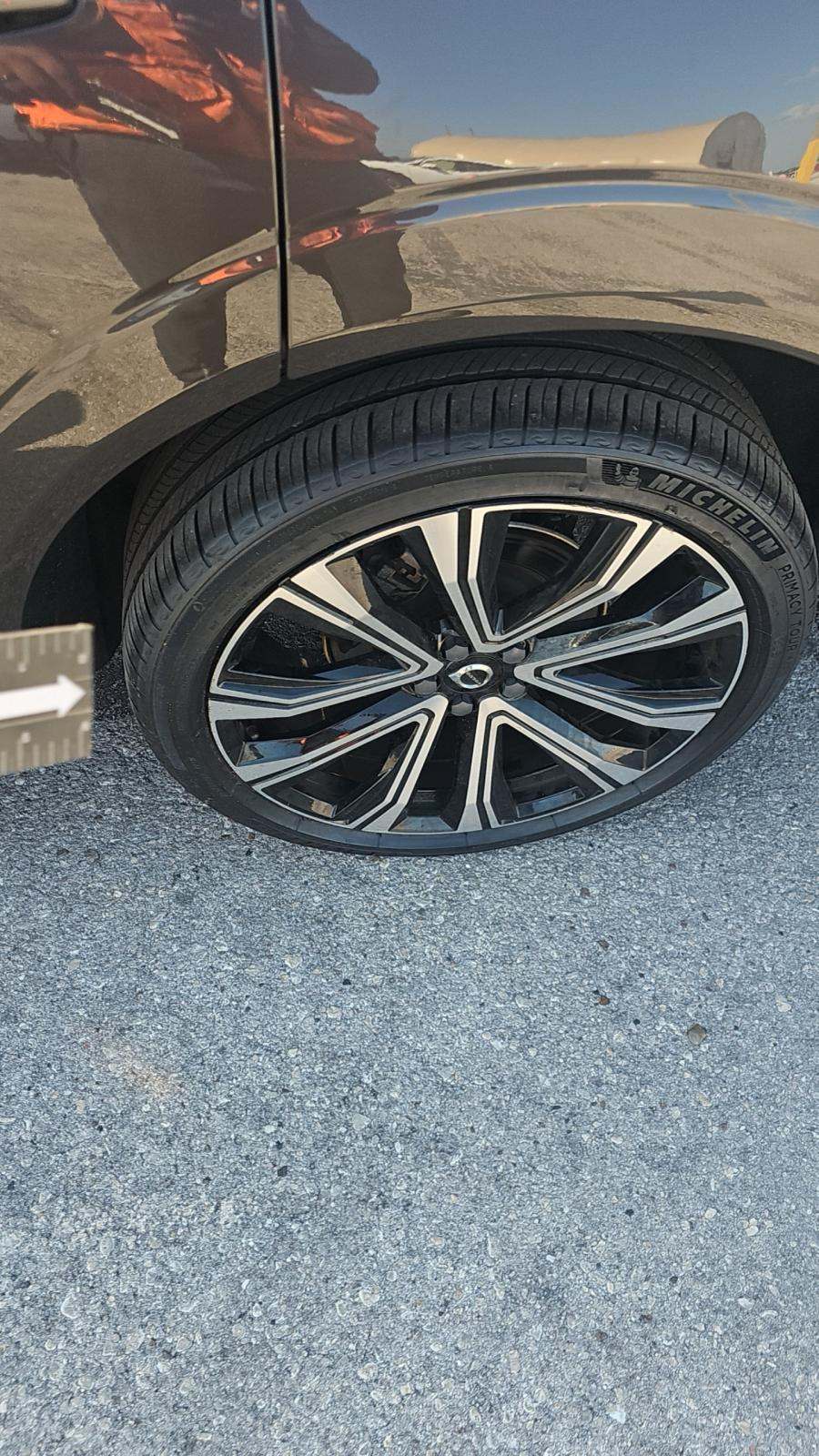 2023 Volvo XC60 B5 Ultimate AWD