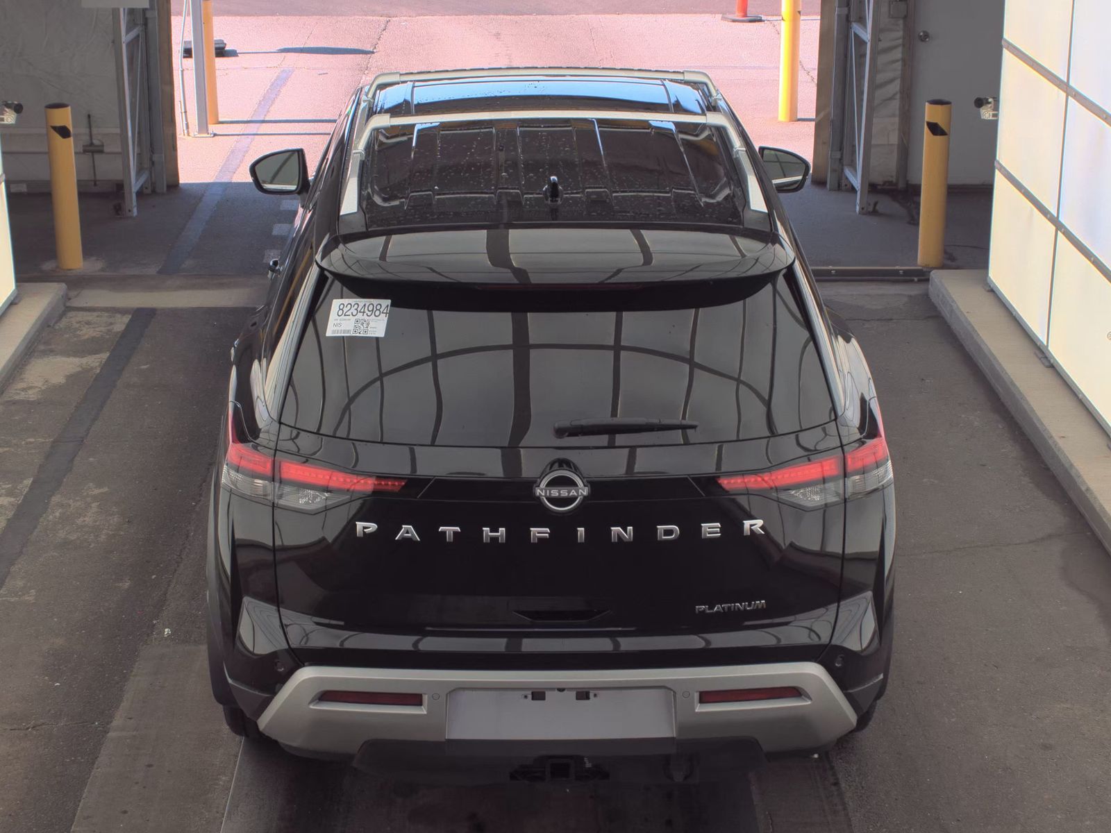 2025 Nissan Pathfinder Platinum FWD