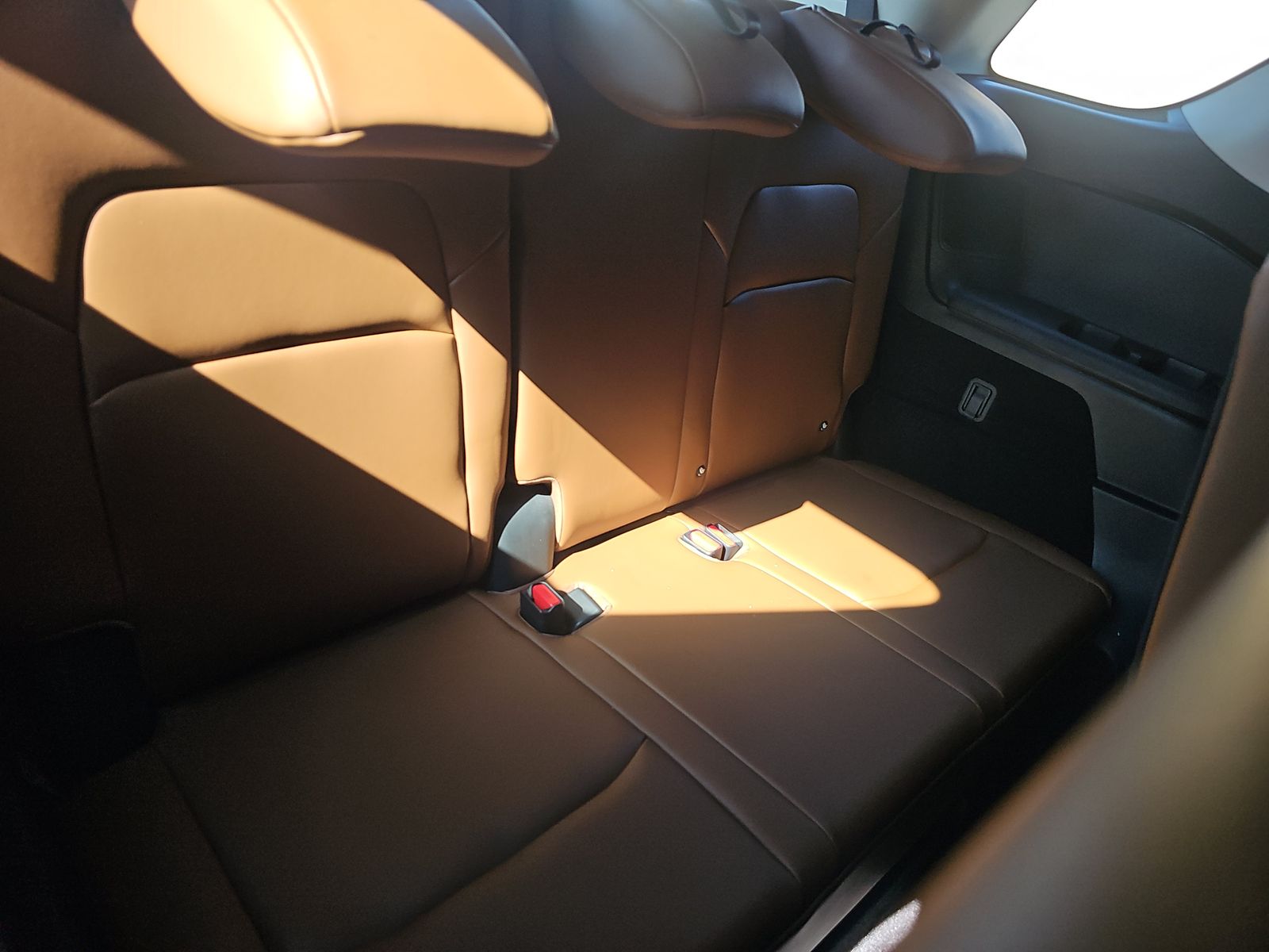 2025 Nissan Pathfinder Platinum FWD