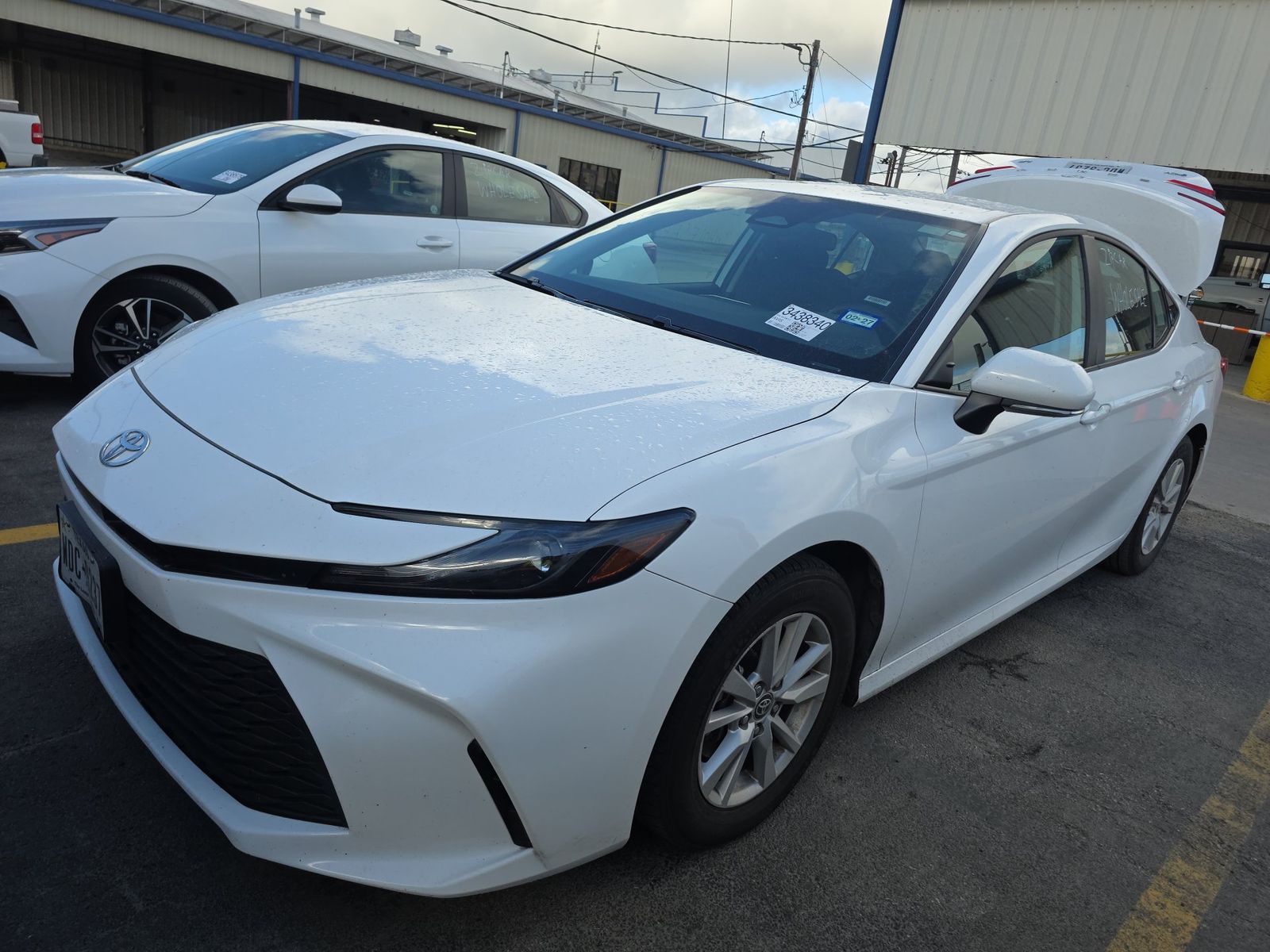 TOYOTA CAMRY - 1