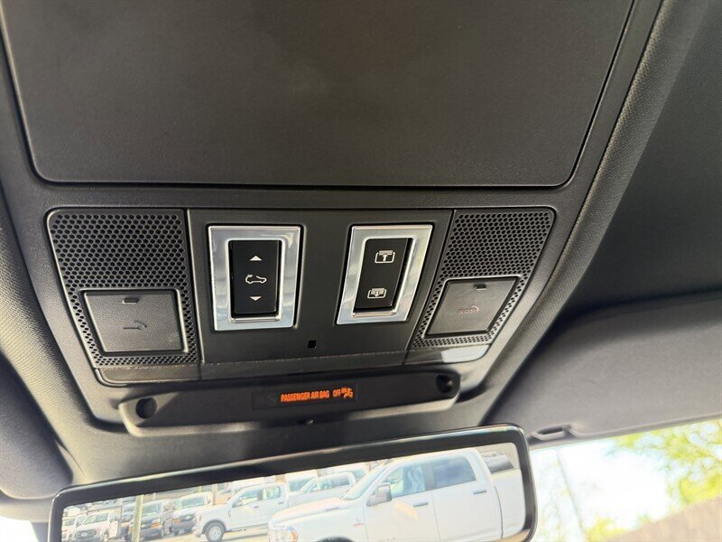 2021 Land Rover Defender 110 X-Dynamic HSE AWD
