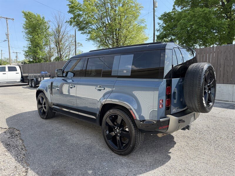 2021 Land Rover Defender 110 X-Dynamic HSE AWD