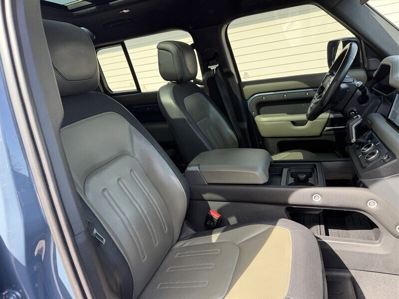 2021 Land Rover Defender 110 X-Dynamic HSE AWD