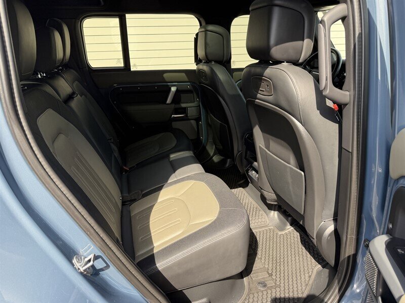 2021 Land Rover Defender 110 X-Dynamic HSE AWD