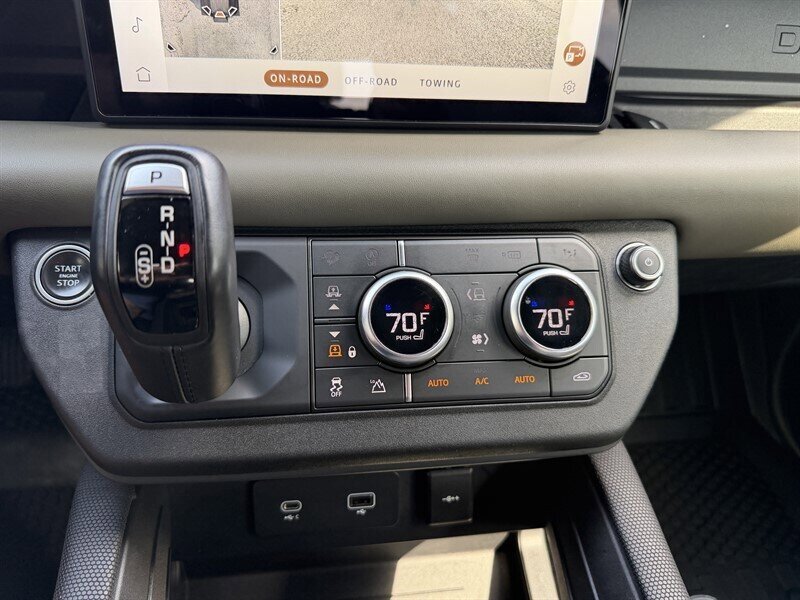 2021 Land Rover Defender 110 X-Dynamic HSE AWD