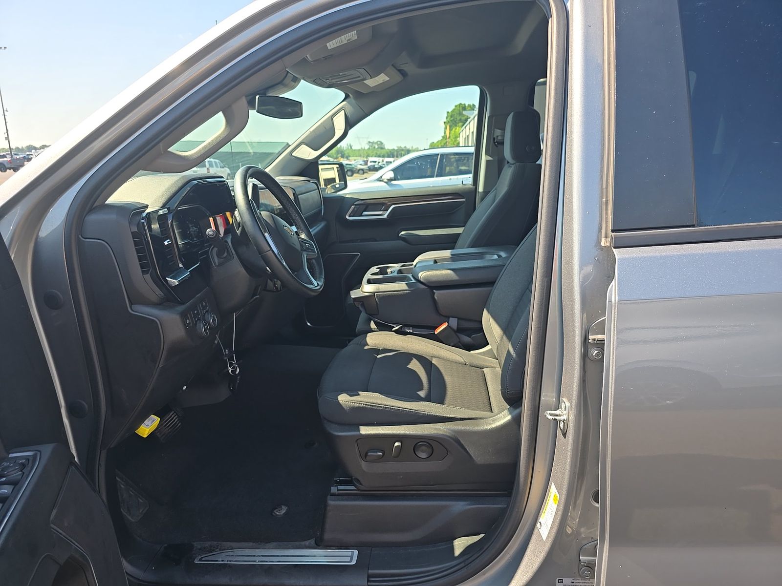2023 Chevrolet Silverado 1500 LT AWD