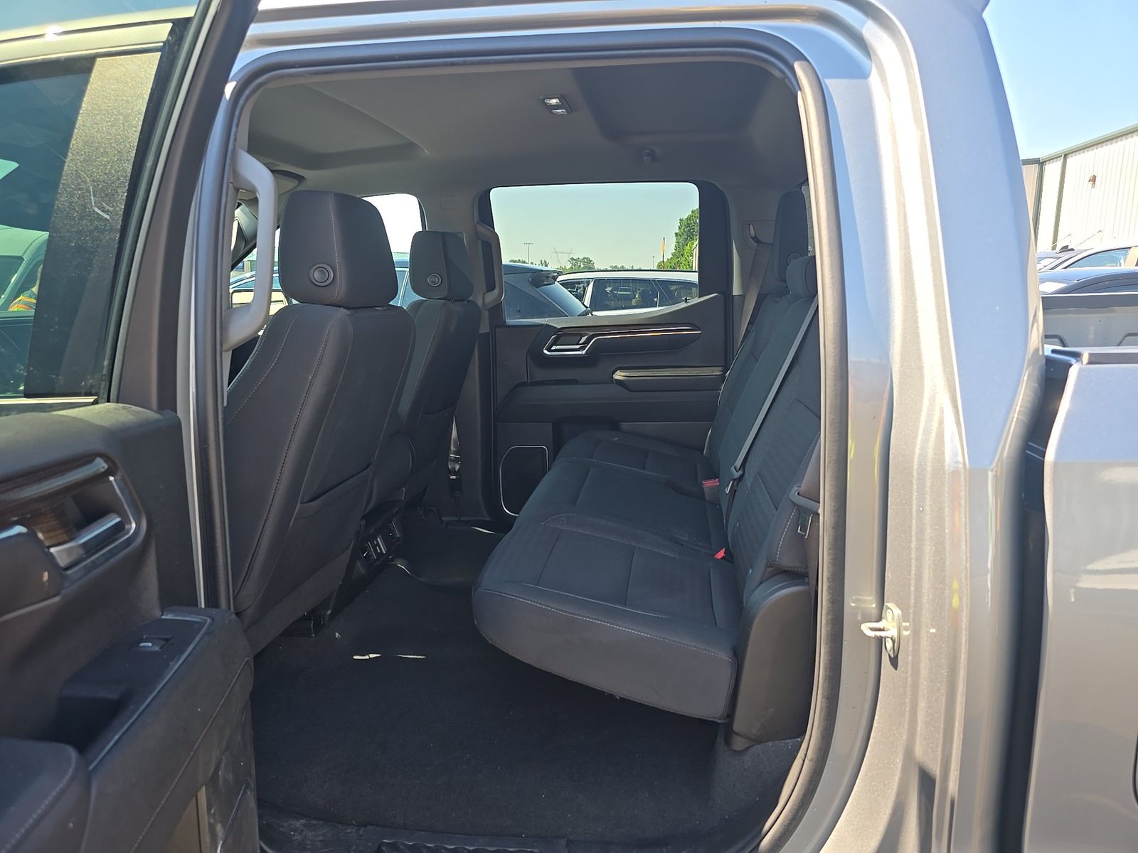 2023 Chevrolet Silverado 1500 LT AWD