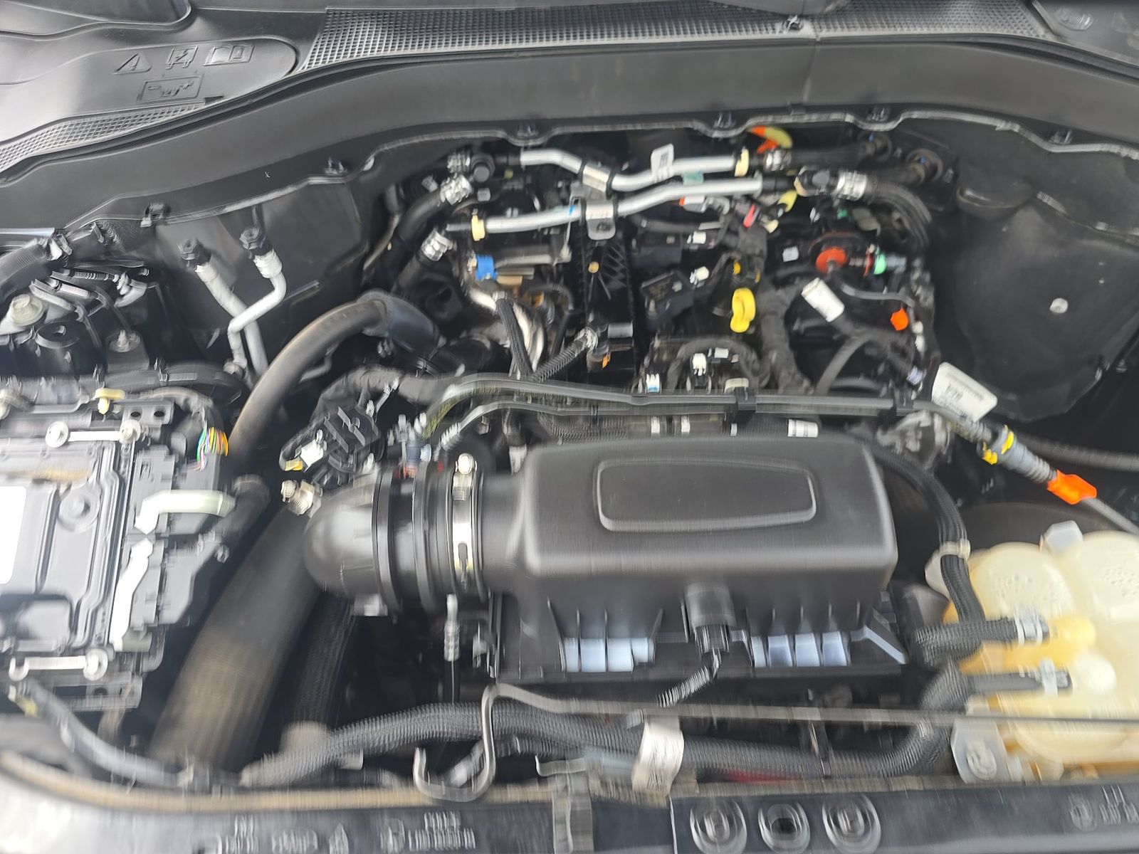 2023 Ford Explorer XLT AWD