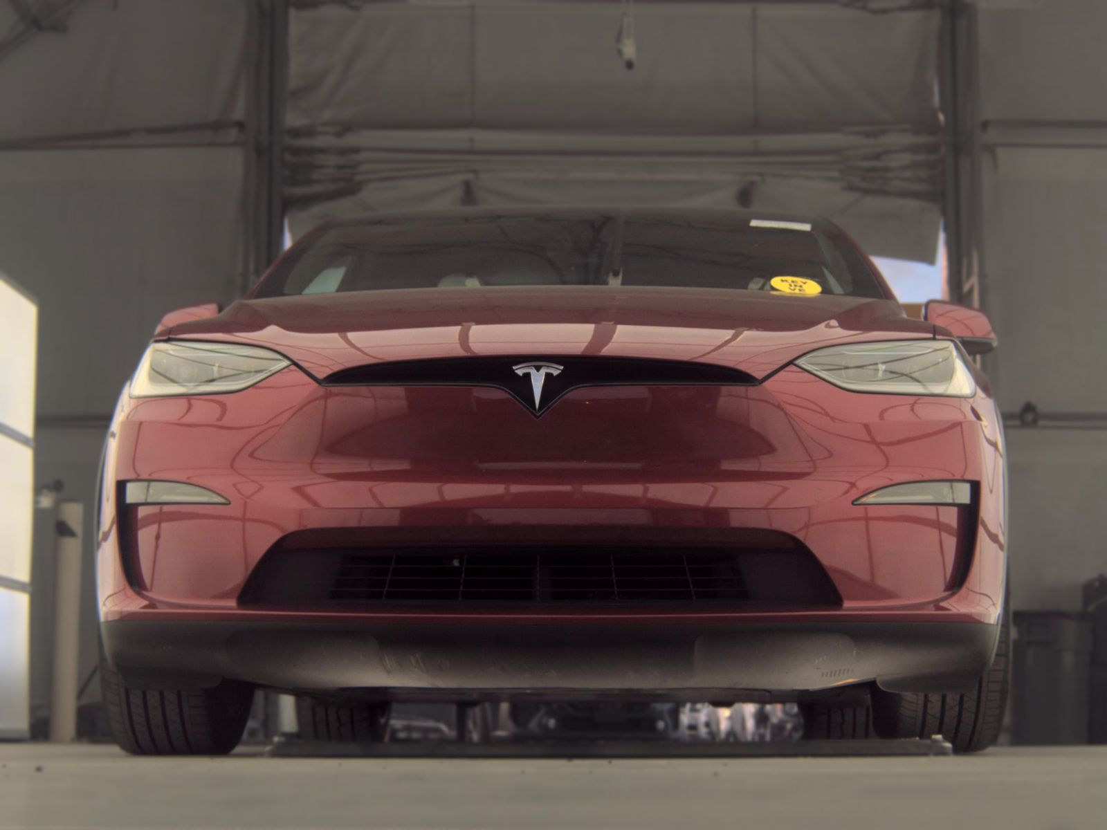 TESLA MODEL X - 4