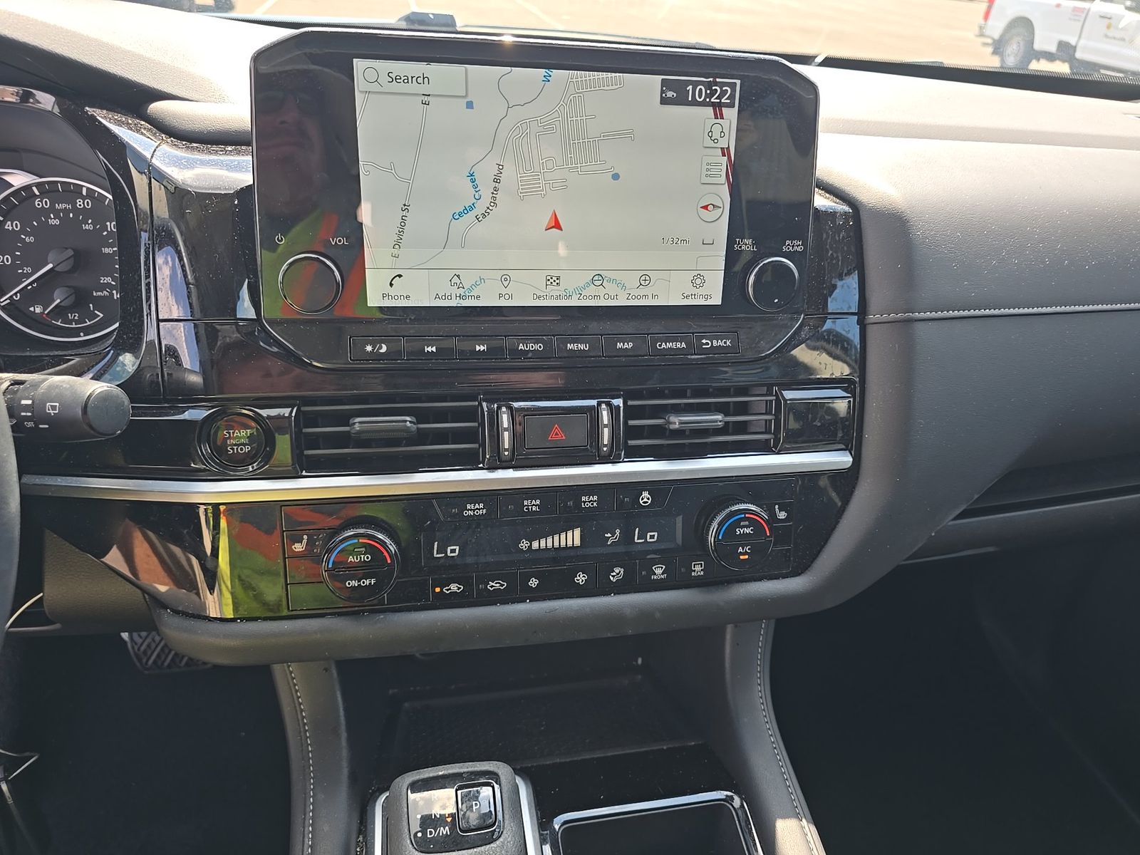2025 Nissan Pathfinder SL AWD