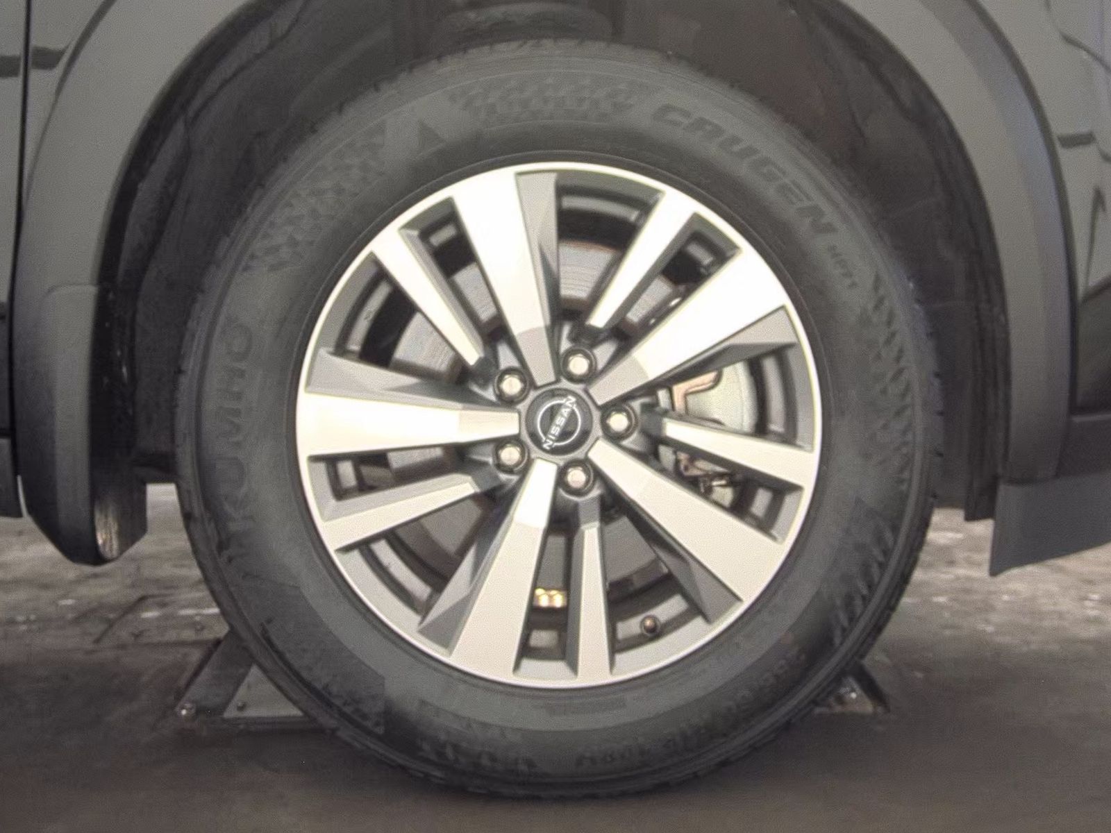 2025 Nissan Pathfinder SL AWD