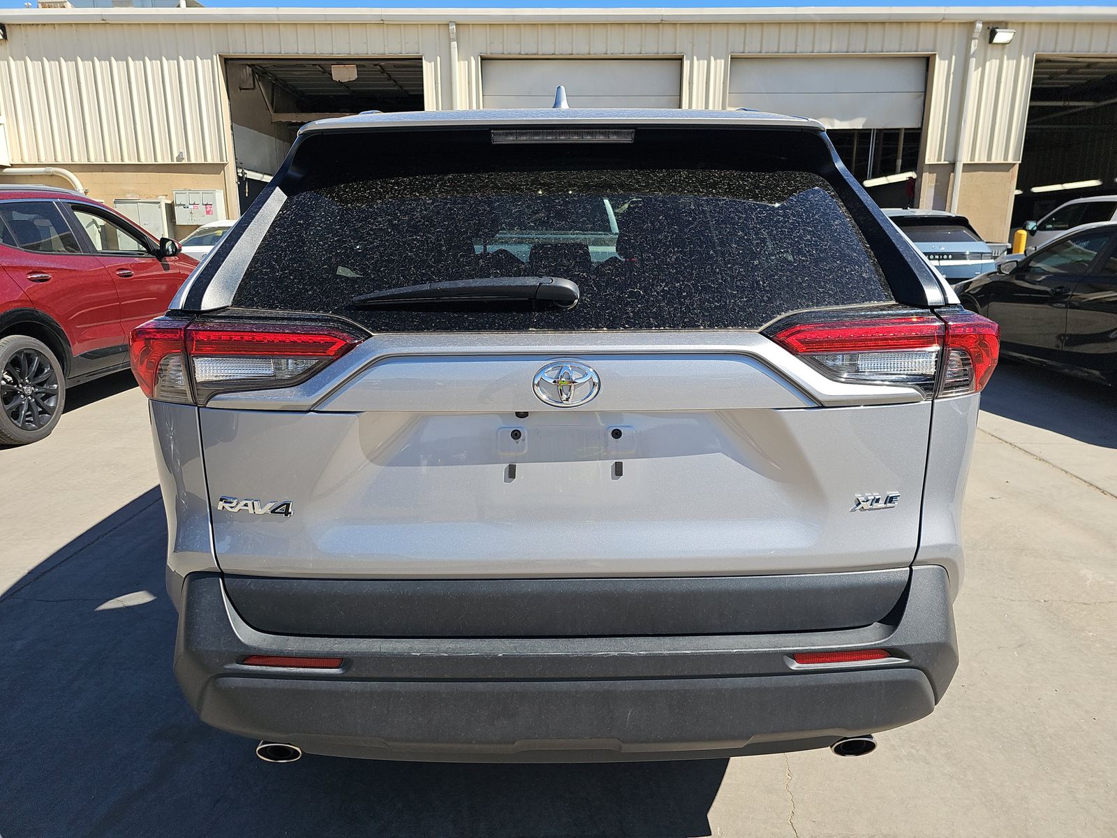 2025 Toyota RAV4 XLE FWD