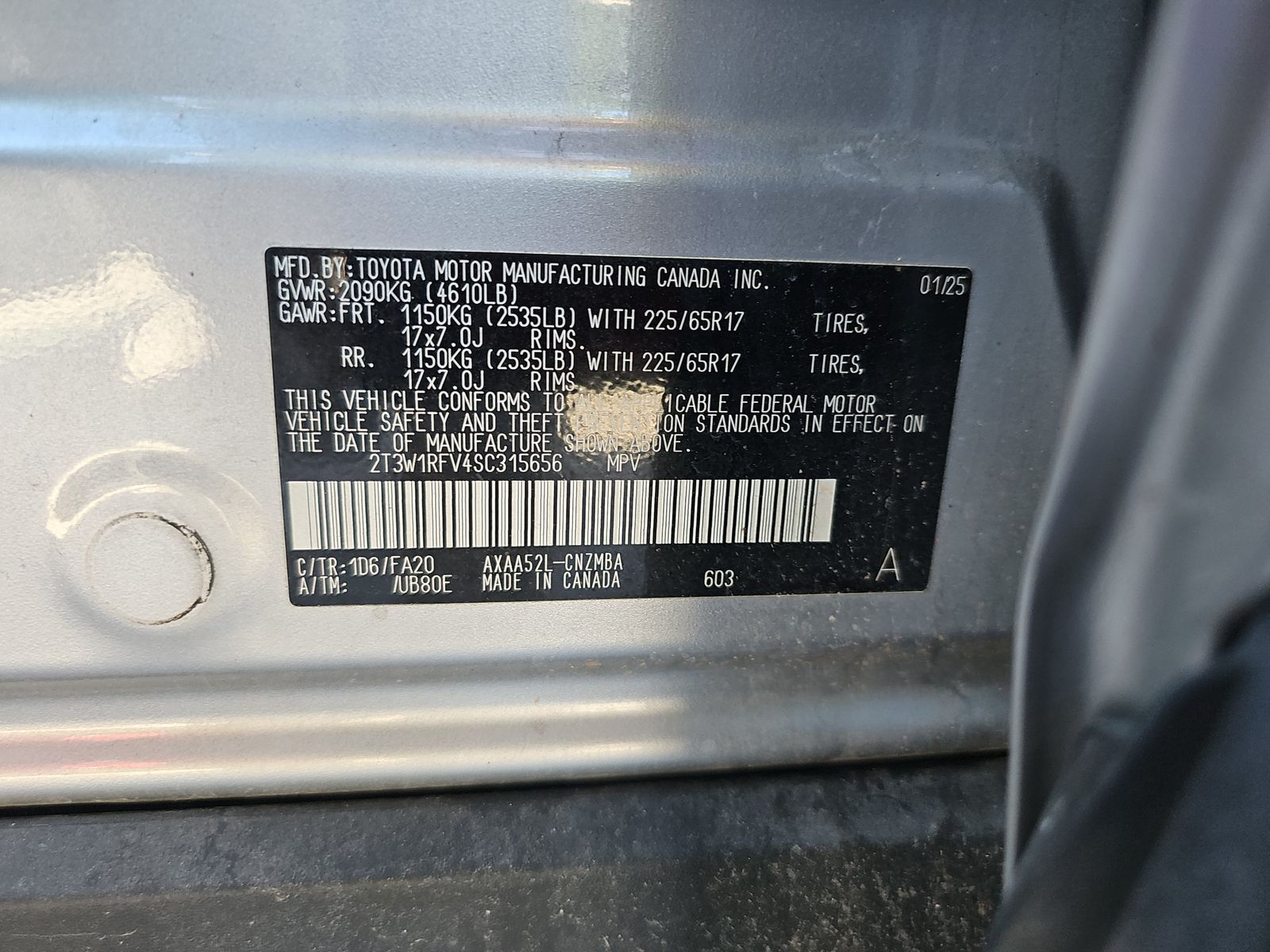 2025 Toyota RAV4 XLE FWD