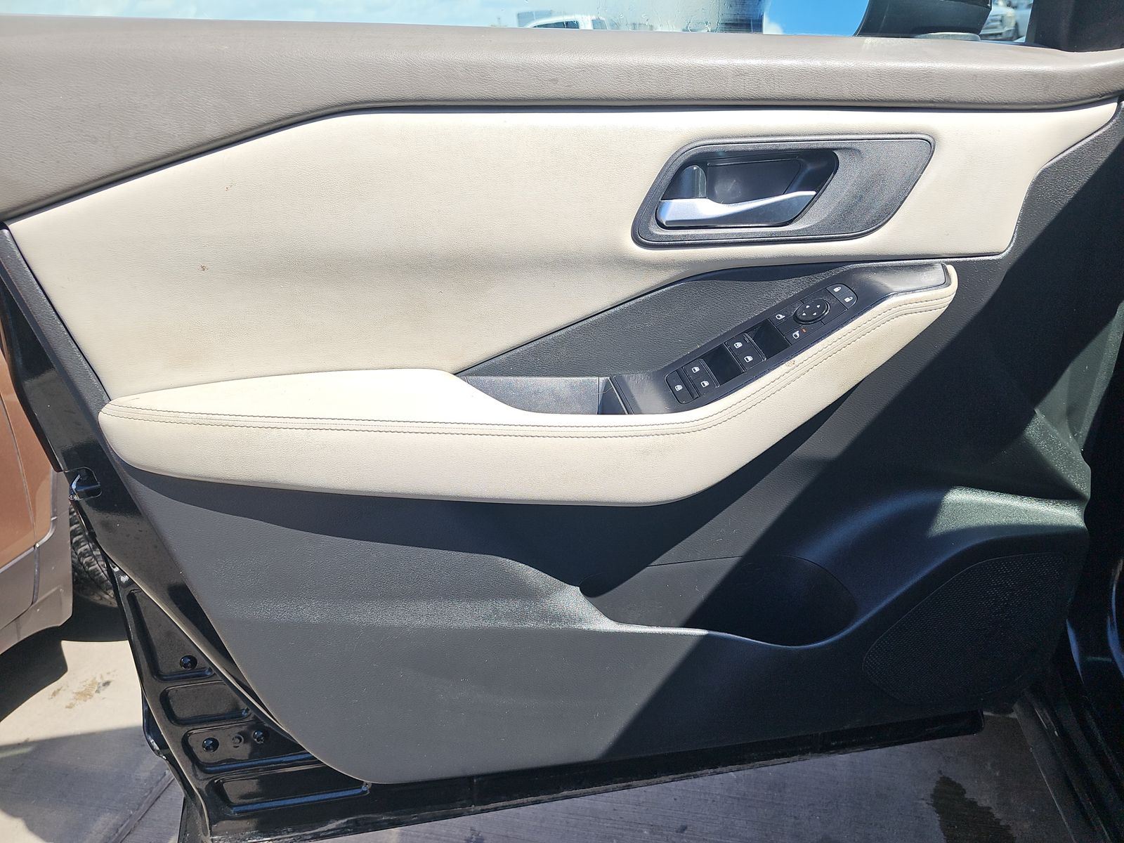 2025 Nissan Rogue SV FWD