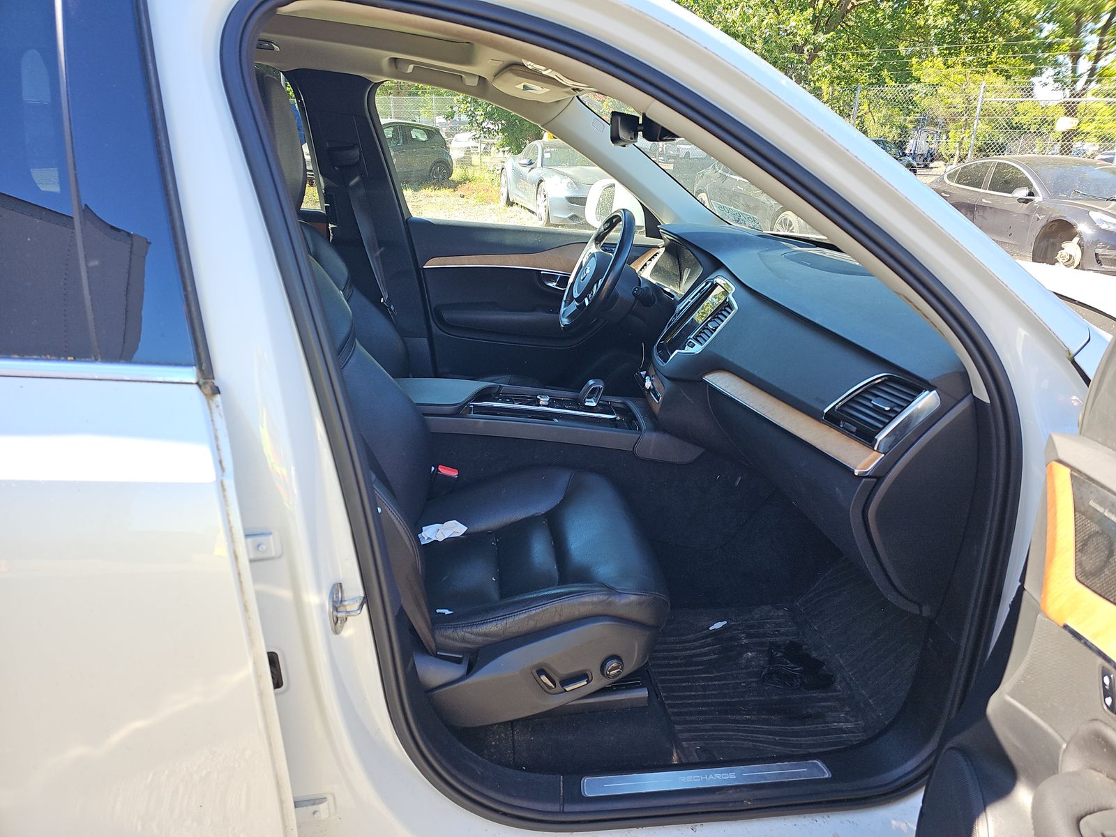 2022 Volvo XC90 Recharge T8 Inscription Expression AWD