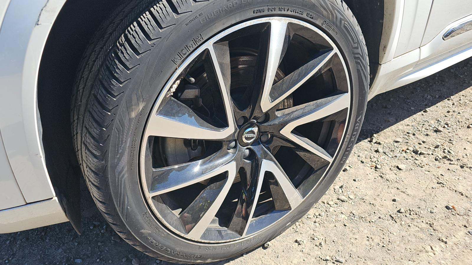 2022 Volvo XC90 Recharge T8 Inscription Expression AWD