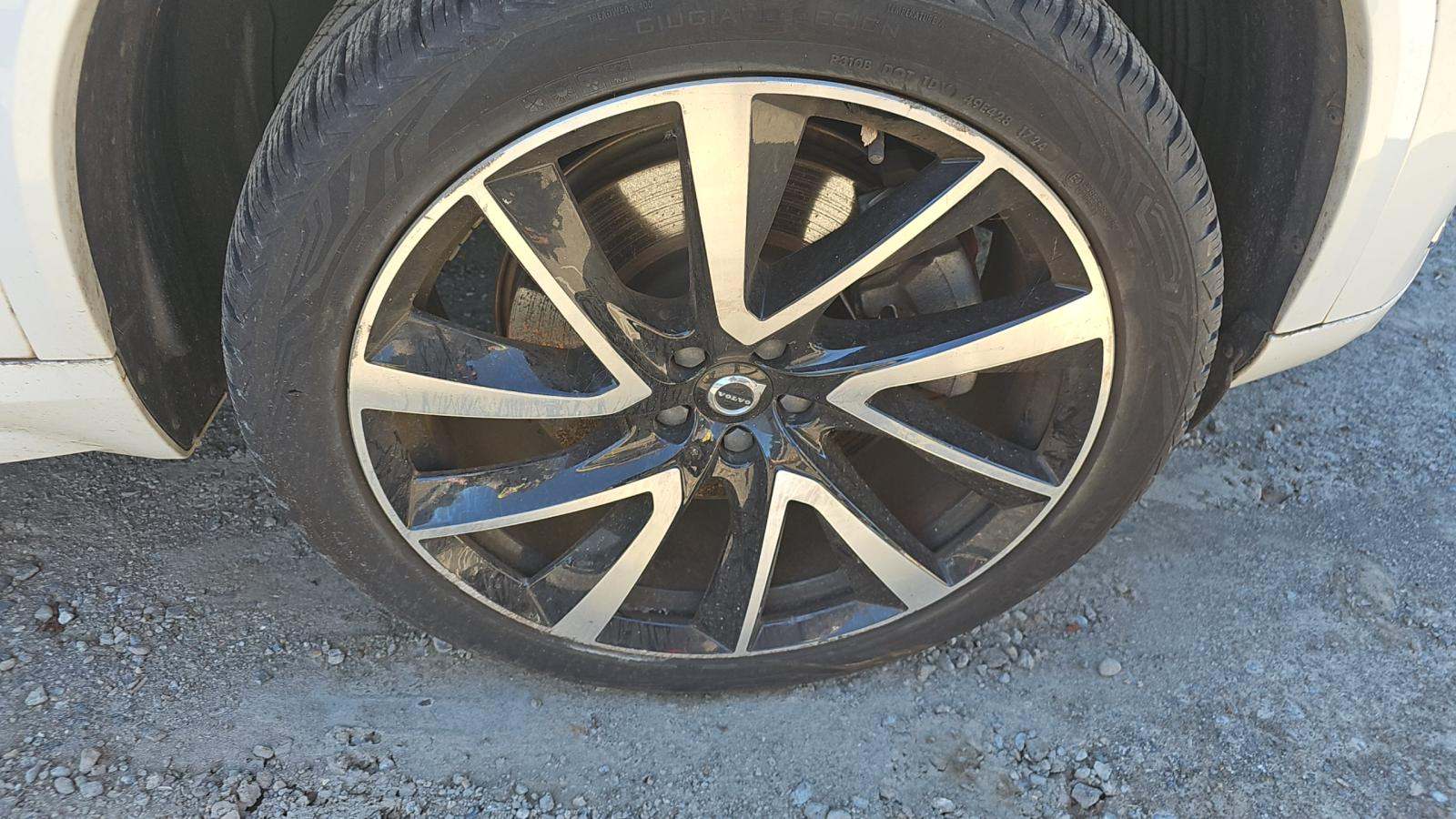 2022 Volvo XC90 Recharge T8 Inscription Expression AWD