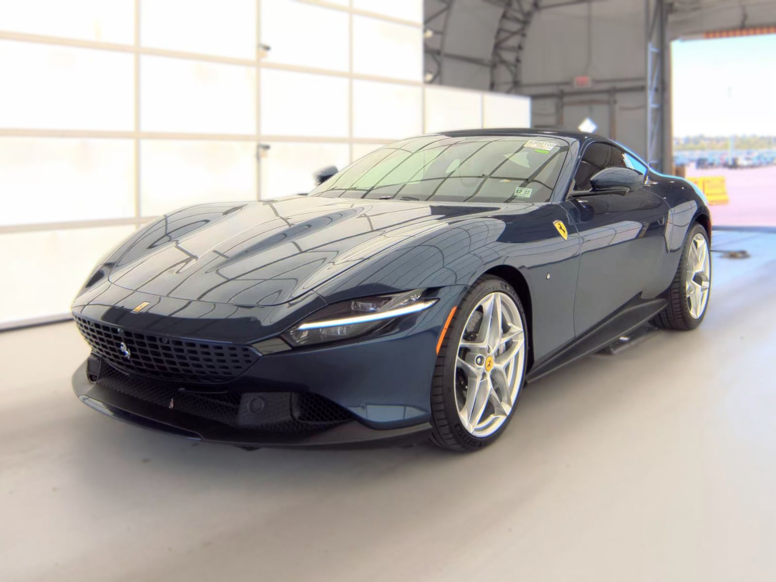 2022 Ferrari Roma Base RWD