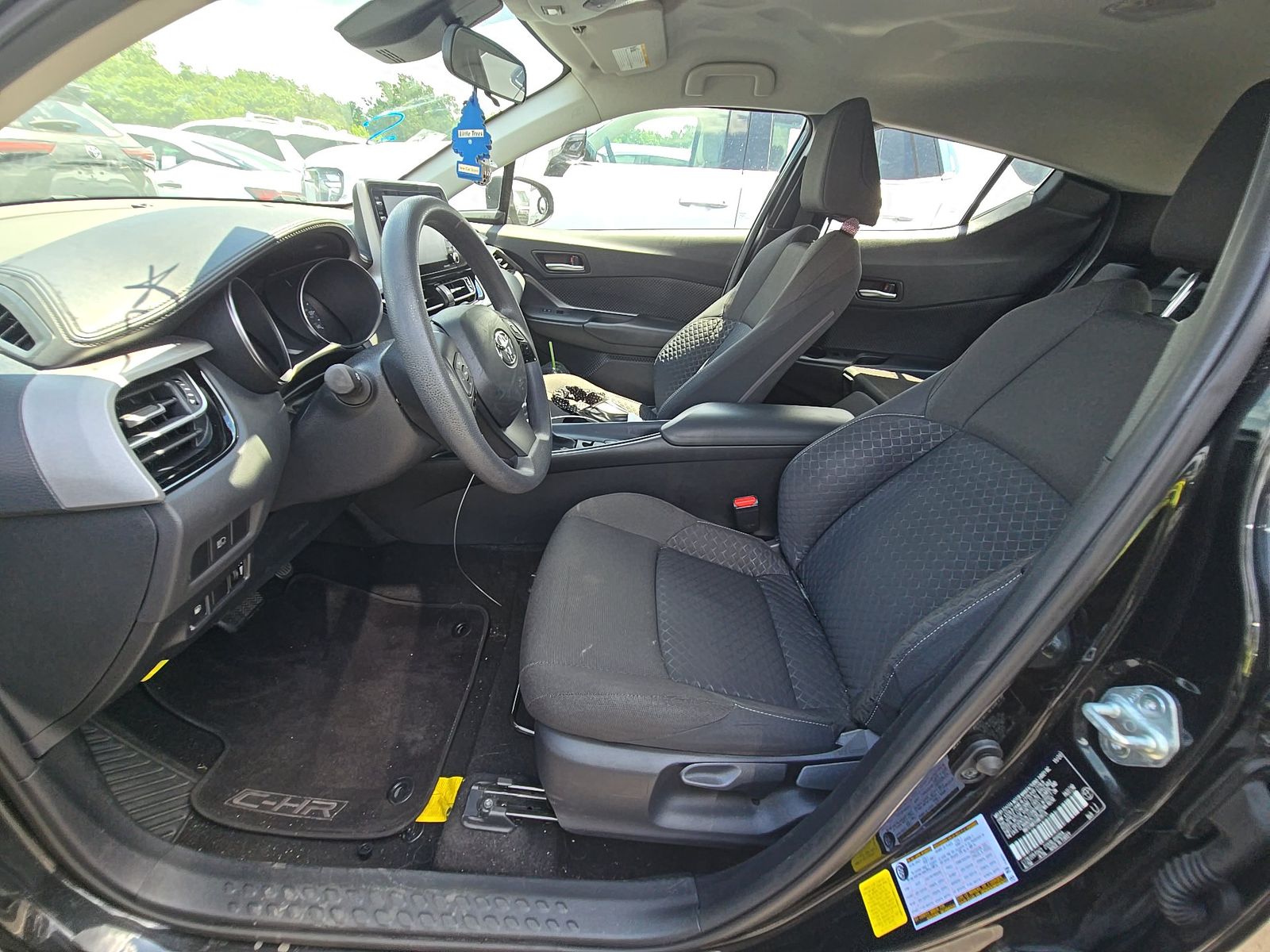 2021 Toyota C-HR LE FWD