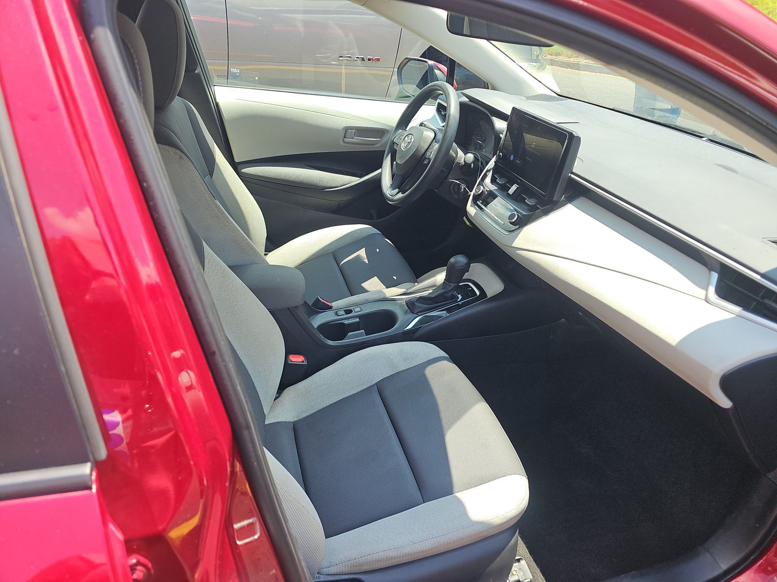 2024 Toyota Corolla LE FWD