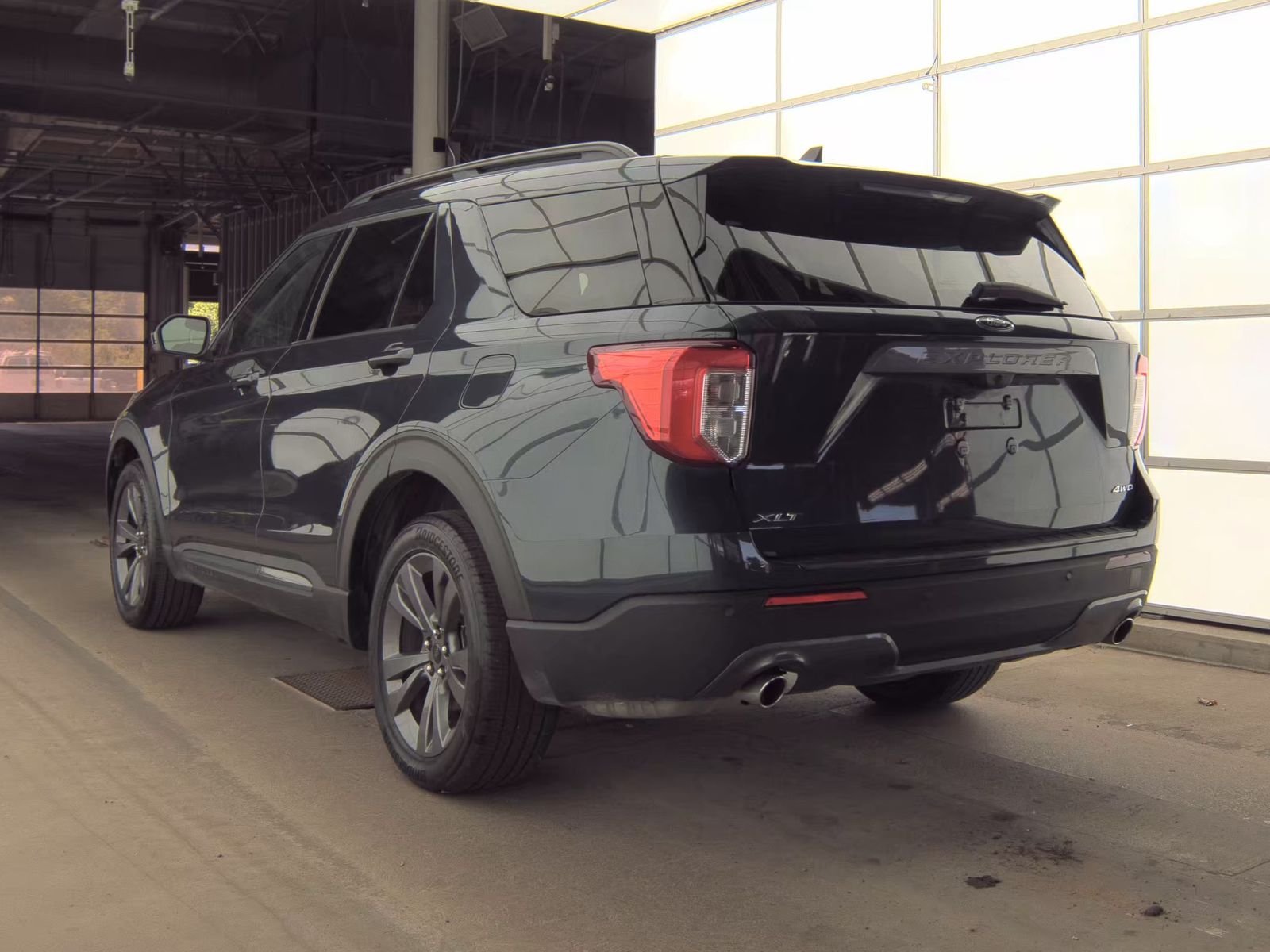 2023 Ford Explorer XLT AWD