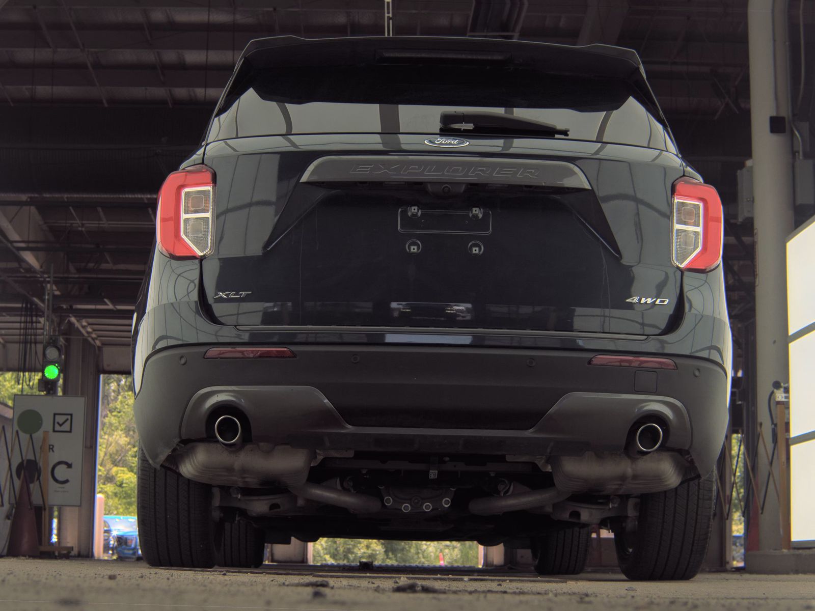 2023 Ford Explorer XLT AWD