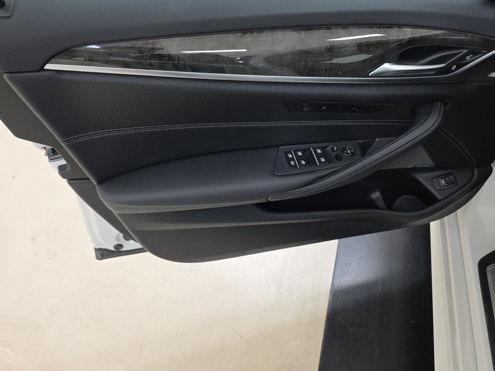 2023 BMW 5 Series 540i RWD
