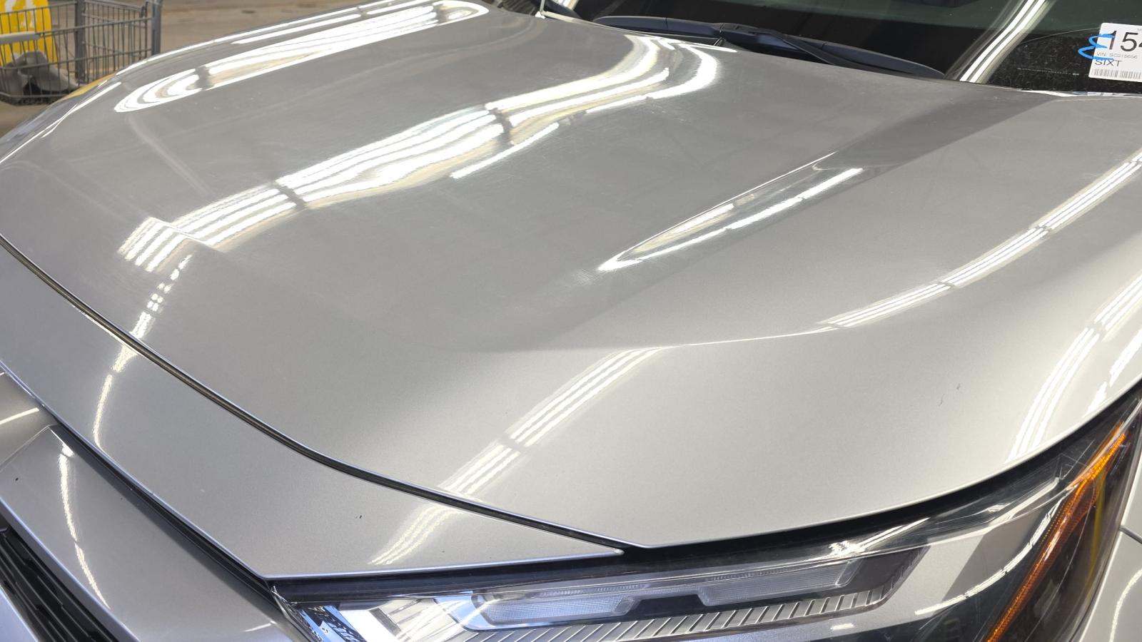 2025 Toyota RAV4 XLE FWD