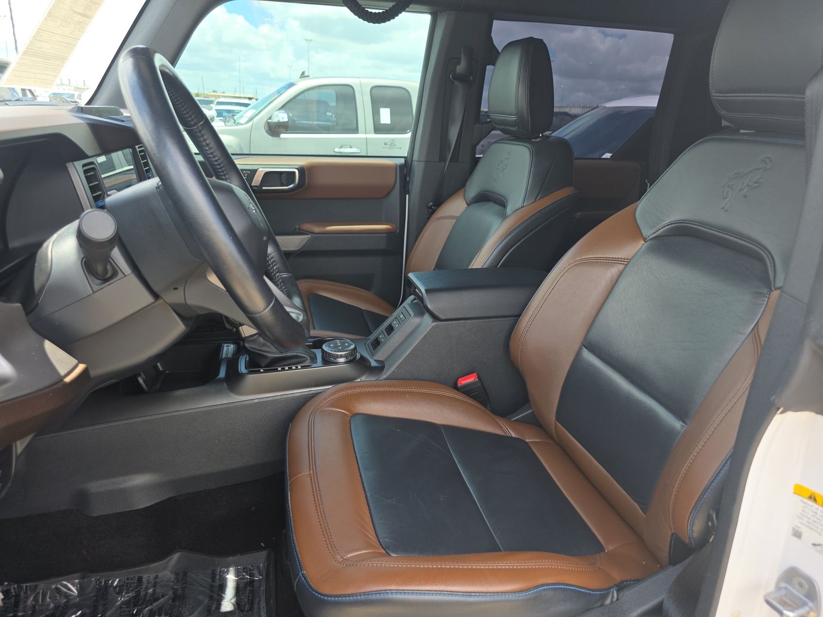 FORD BRONCO - 8