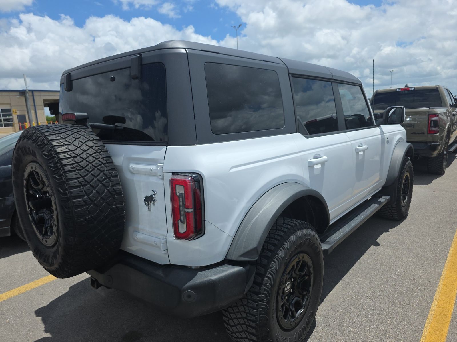 FORD BRONCO - 5
