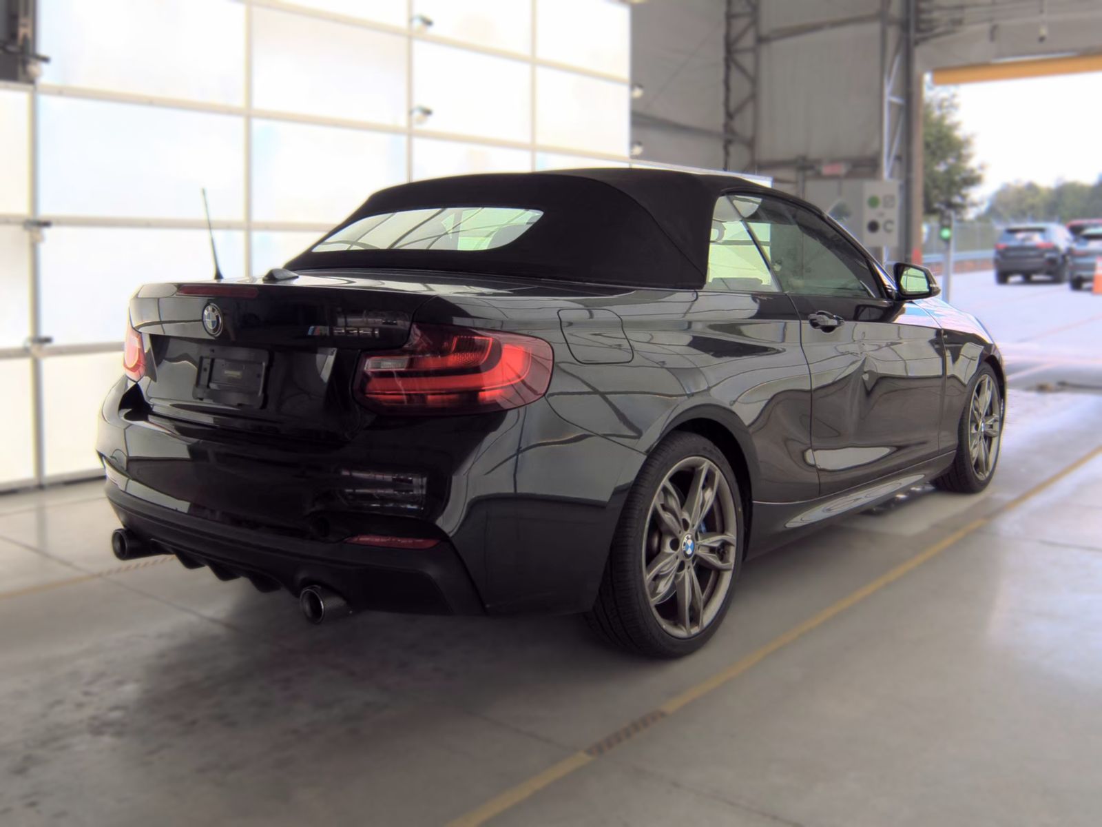 2016 BMW 2 Series M235i RWD