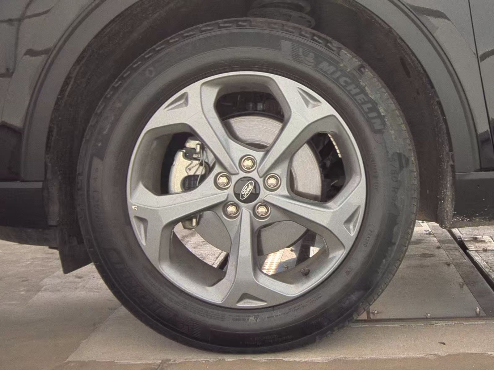 2025 Ford Escape ST-Line Select AWD