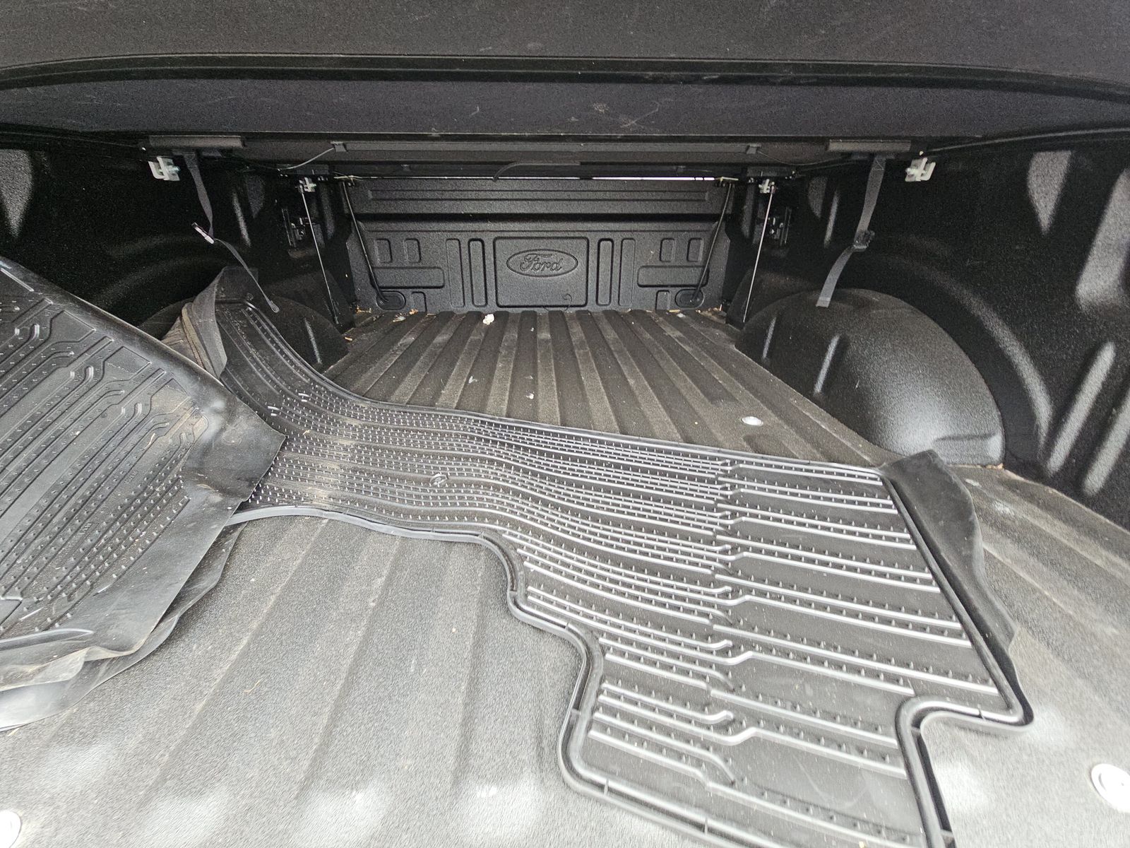 2024 Ford F-150 Lariat AWD