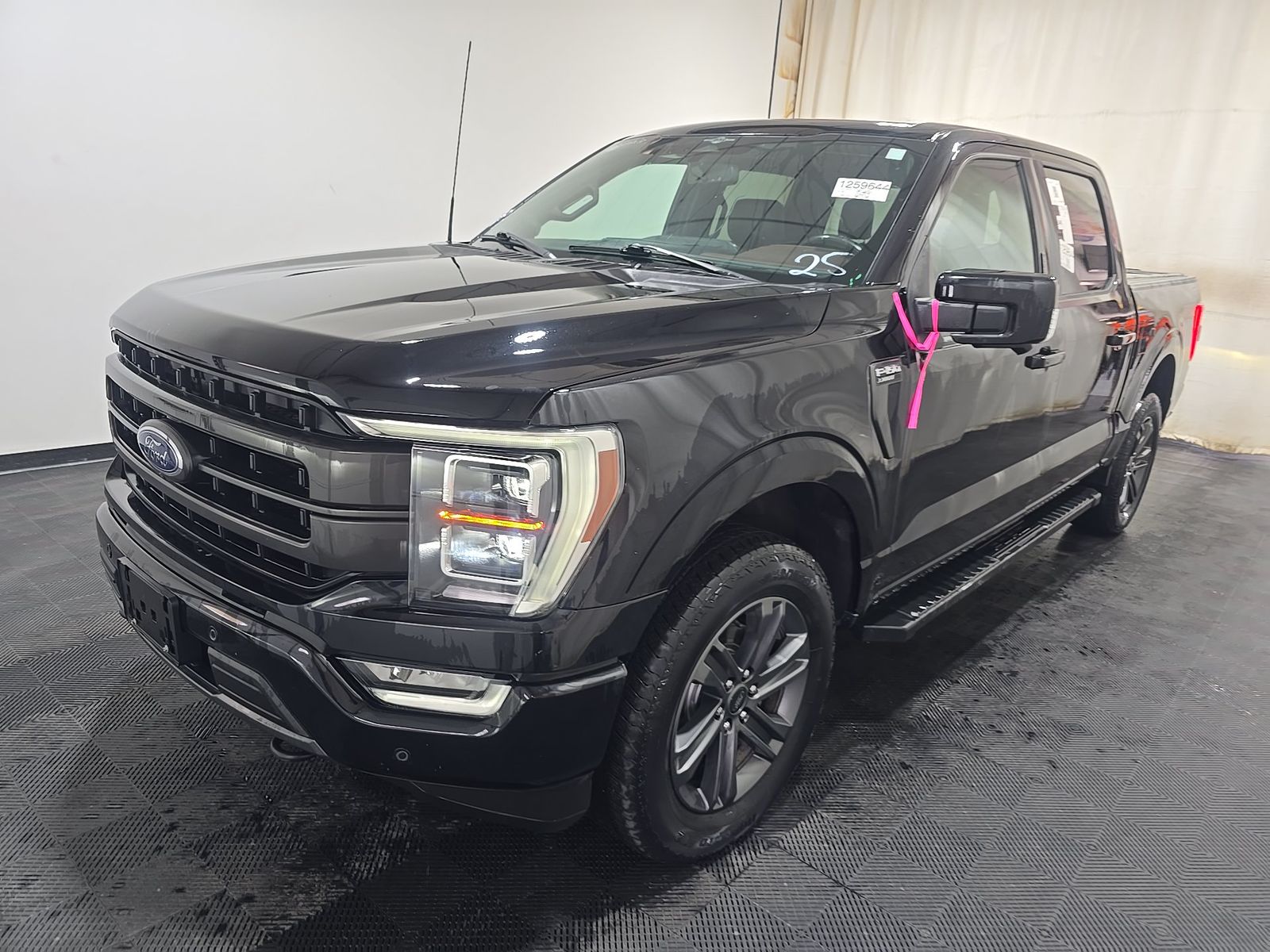2023 Ford F-150 Lariat AWD