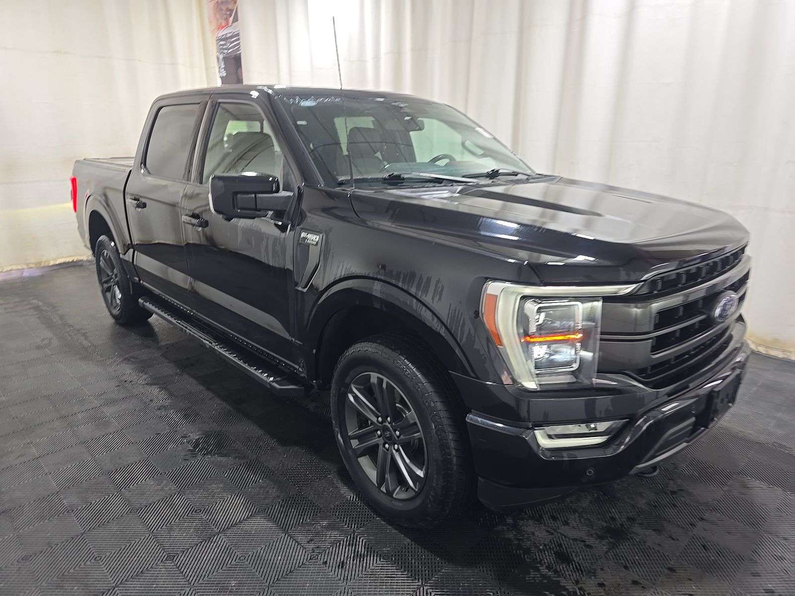 2023 Ford F-150 Lariat AWD