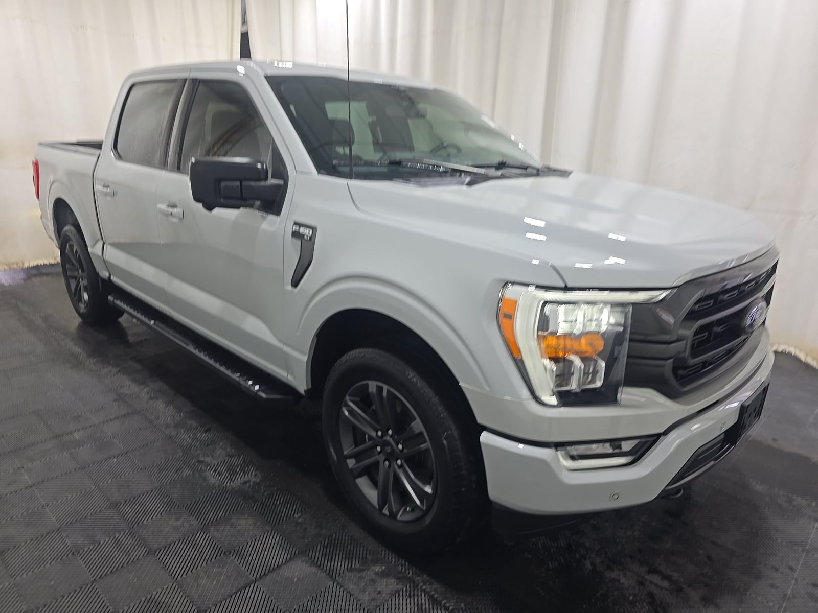 2023 Ford F-150 XLT AWD