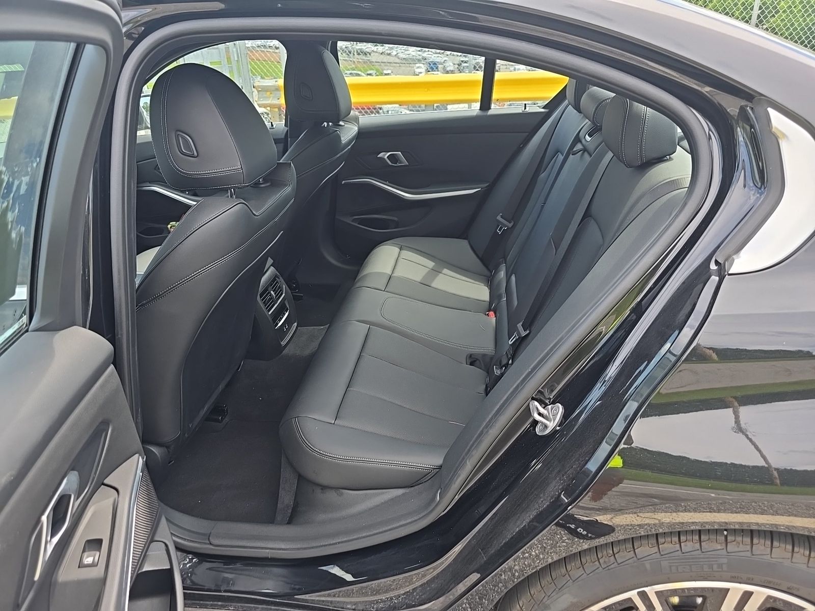 2025 BMW 3 Series 330i xDrive AWD