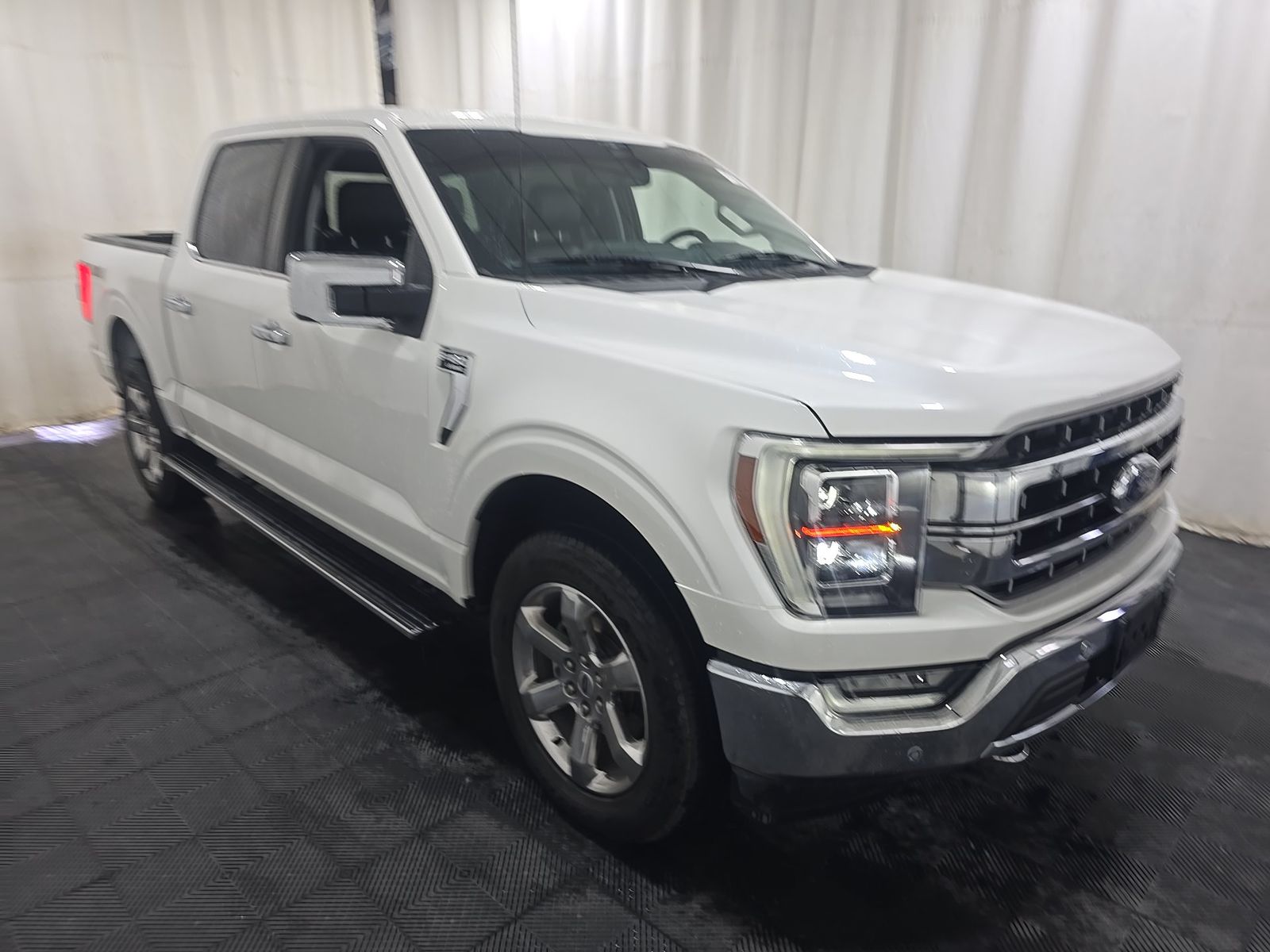 2023 Ford F-150 Lariat AWD