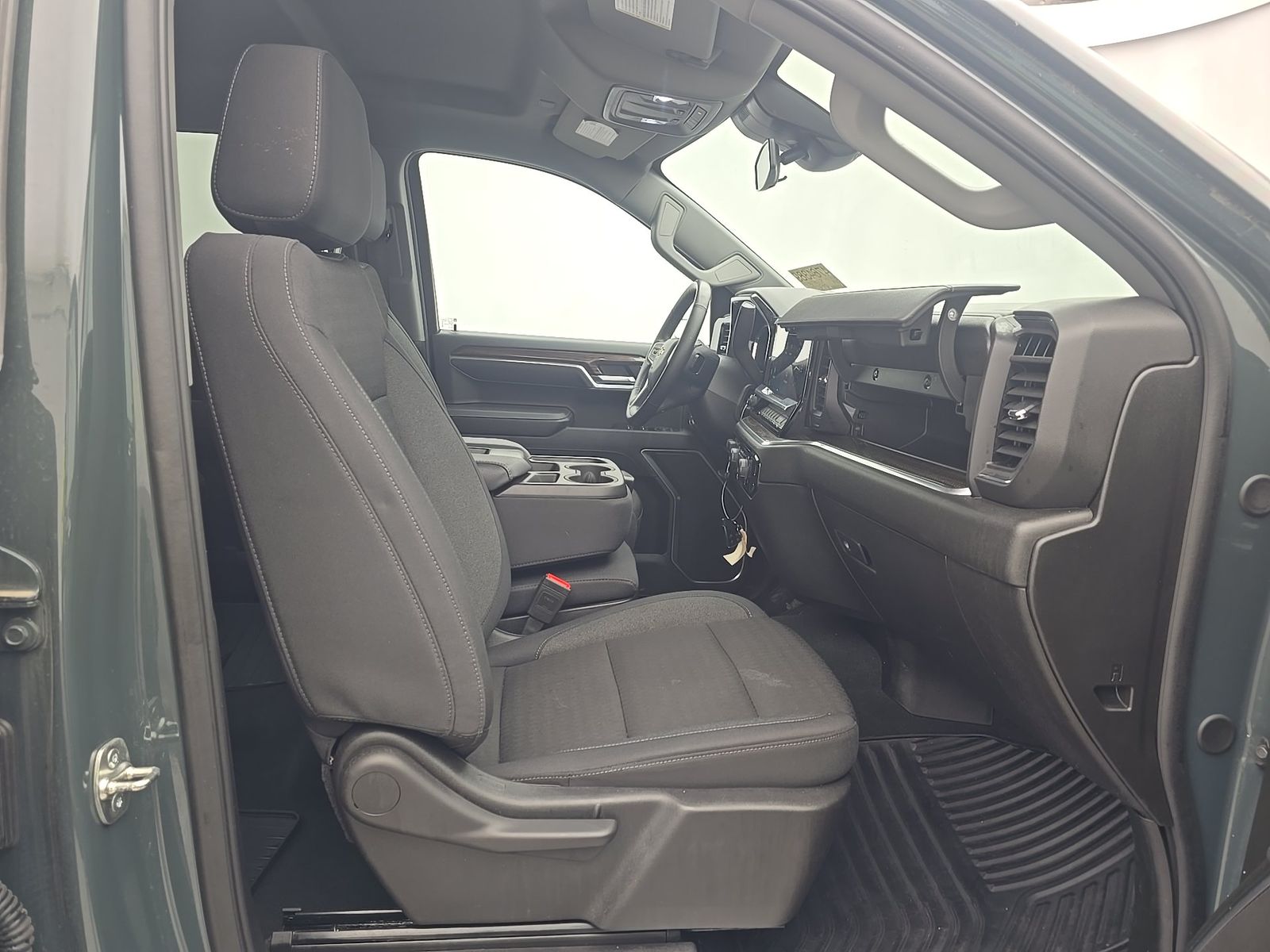 2025 Chevrolet Silverado 1500 LT AWD