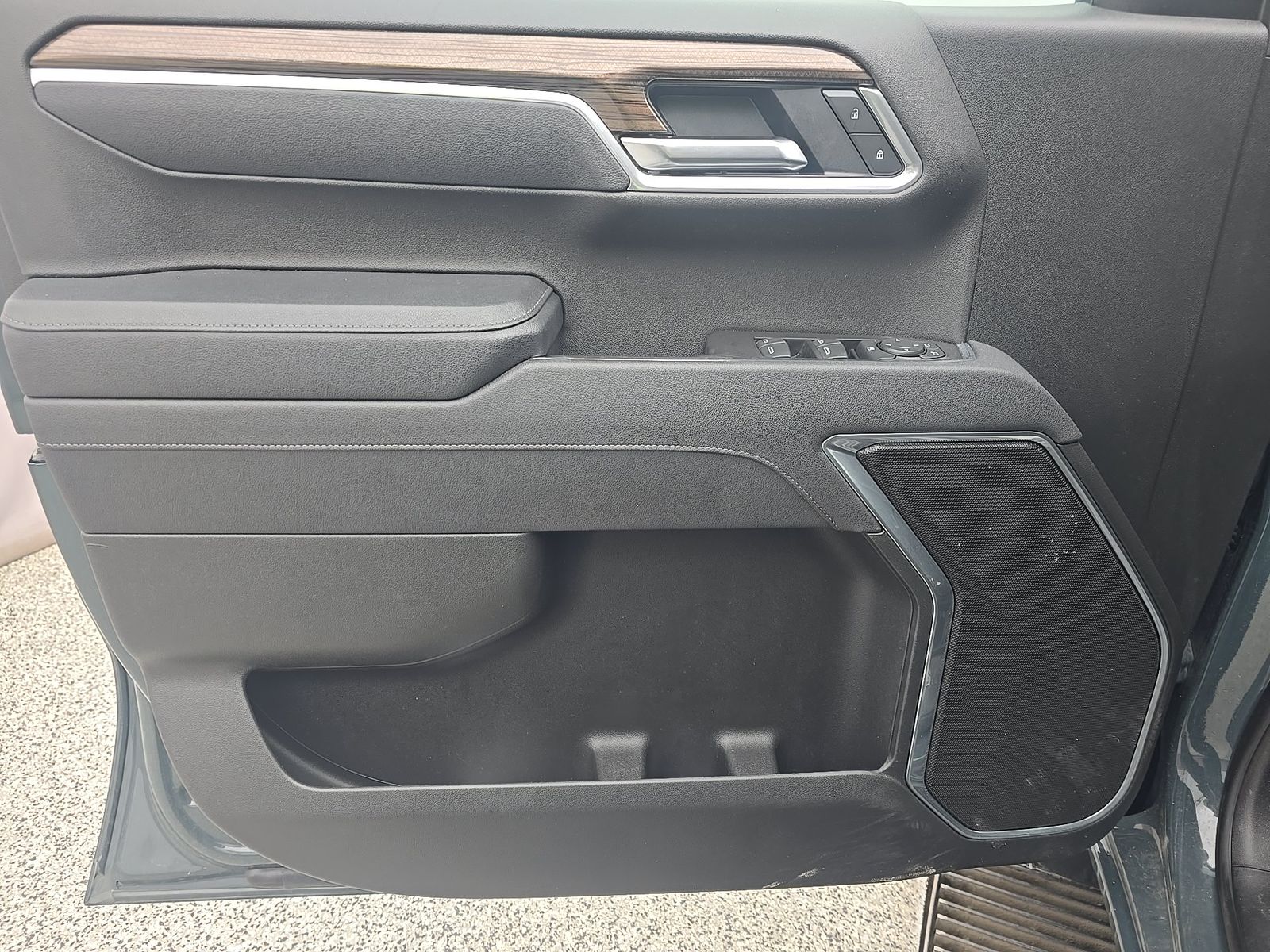 2025 Chevrolet Silverado 1500 LT AWD